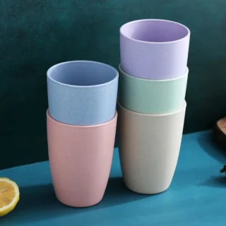 Vasos y Platos Plásticos 1